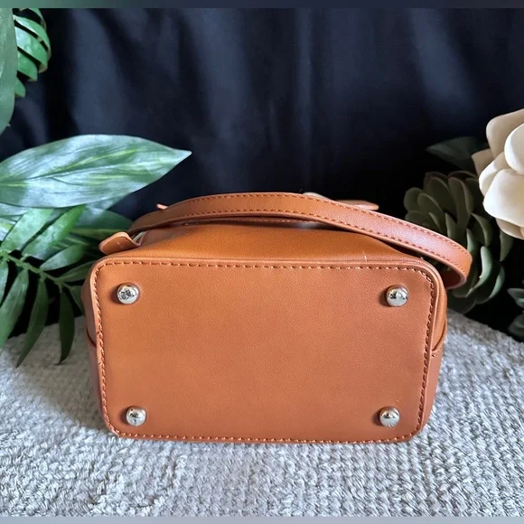 LULUs Sidewalk Stunner Brown Vegan Leather Backpack Shoulder Bag – Boho backpack - Picture 5 of 7